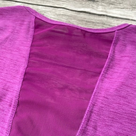 Old Navy Active Breathe On Tee T Shirt Crewneck Pink Purple S SM Small Tall ST - Picture 7 of 12
